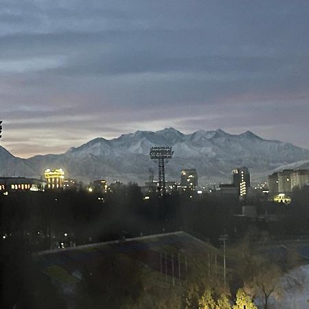 Logvinenko Apartment Bishkek Exterior photo